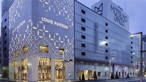 louis vuitton sfilata giappone|Louis Vuitton Tokyo Matsuya Ginza negozio.